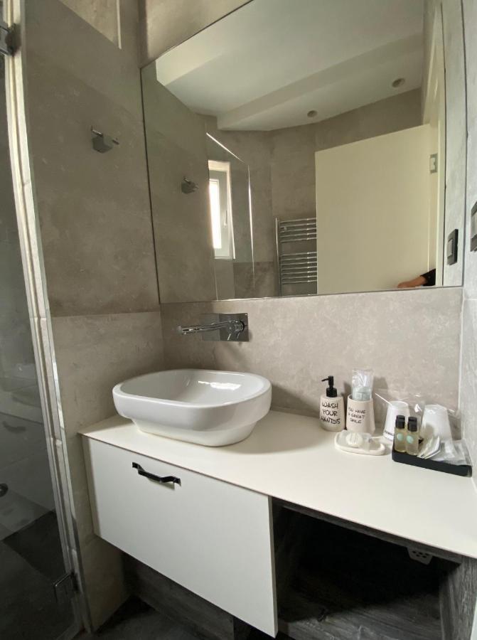 Enjoy B-52 Studio Beograd Bagian luar foto